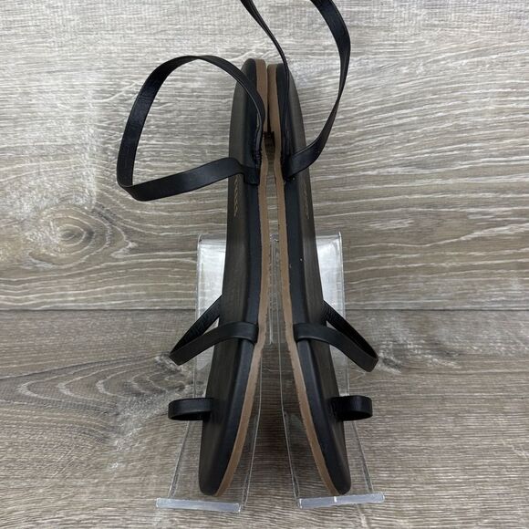 Tkees Mia Napa Women’s Sz 8/EU 39 Black Leather Strappy Toe Loop Sandals - Picture 10 of 11